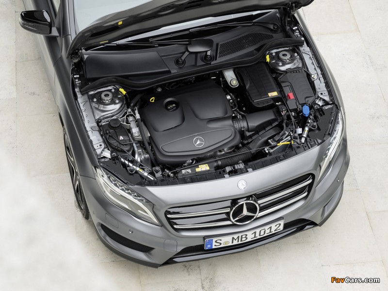 Images of Mercedes-Benz GLA 250 4MATIC AMG Sport Package (X156) 2014 (800 x 600)