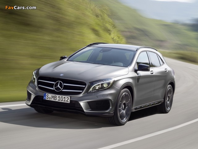 Photos of Mercedes-Benz GLA 250 4MATIC AMG Sport Package (X156) 2014 (640 x 480)