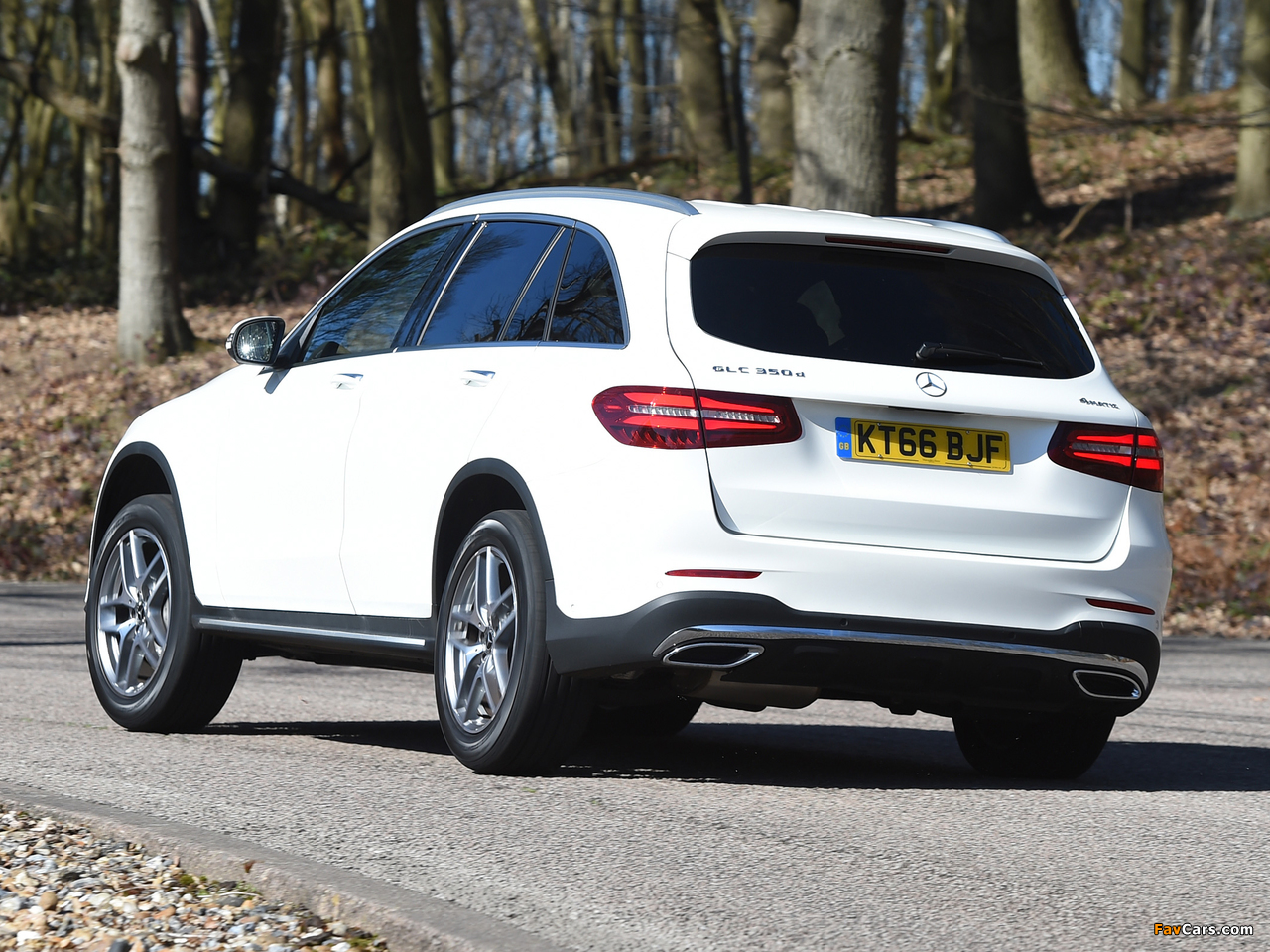 Pictures of Mercedes-Benz GLC 350 d 4MATIC AMG Line UK-spec (X253) 2016 (1280 x 960)