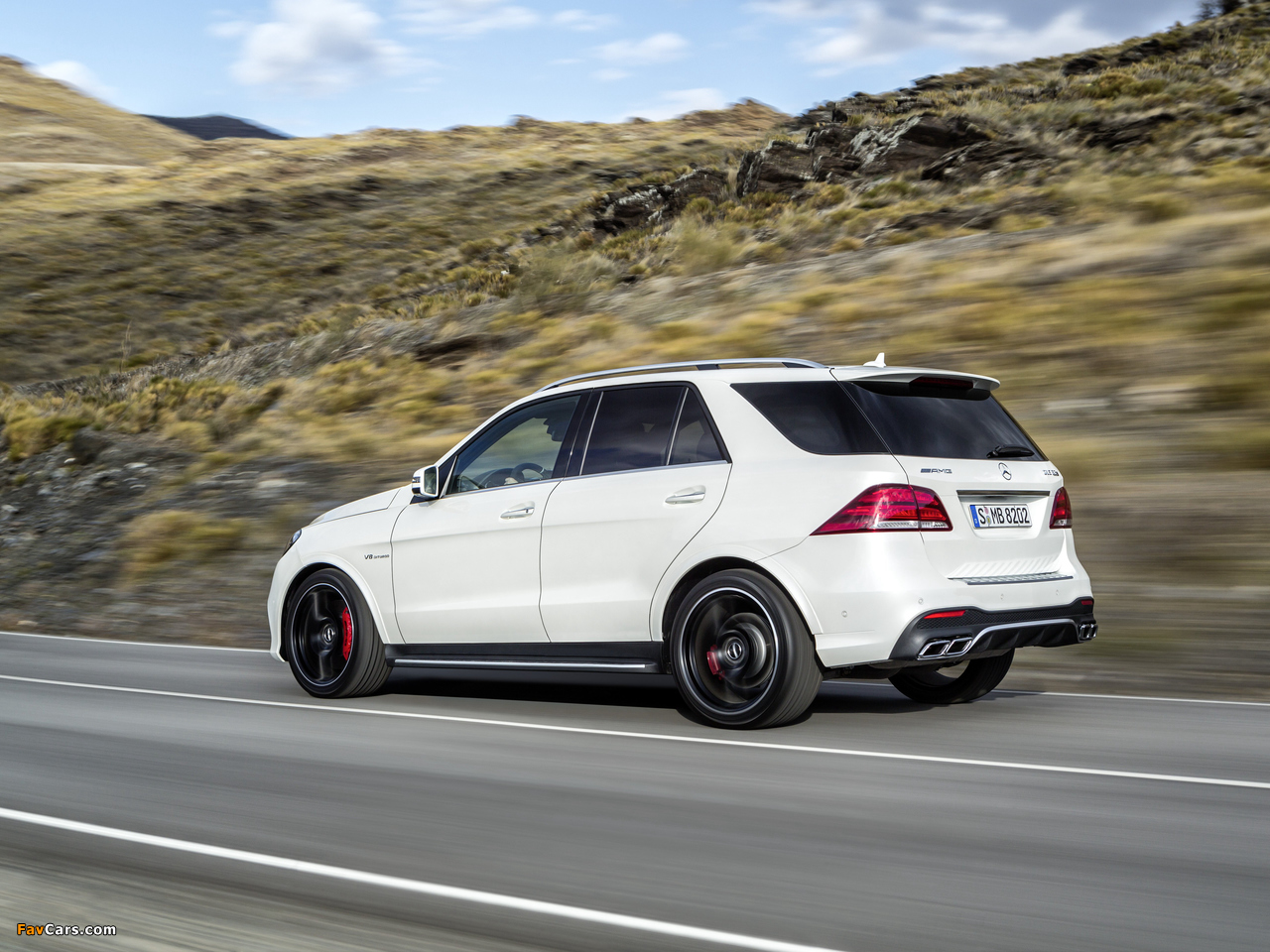 Photos of Mercedes-AMG GLE 63 S 4MATIC (W166) 2015 (1280 x 960)