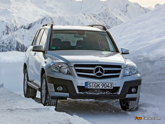 Images of Mercedes-Benz GLK 220 CDI (X204) 2008–12 (640 x 480)