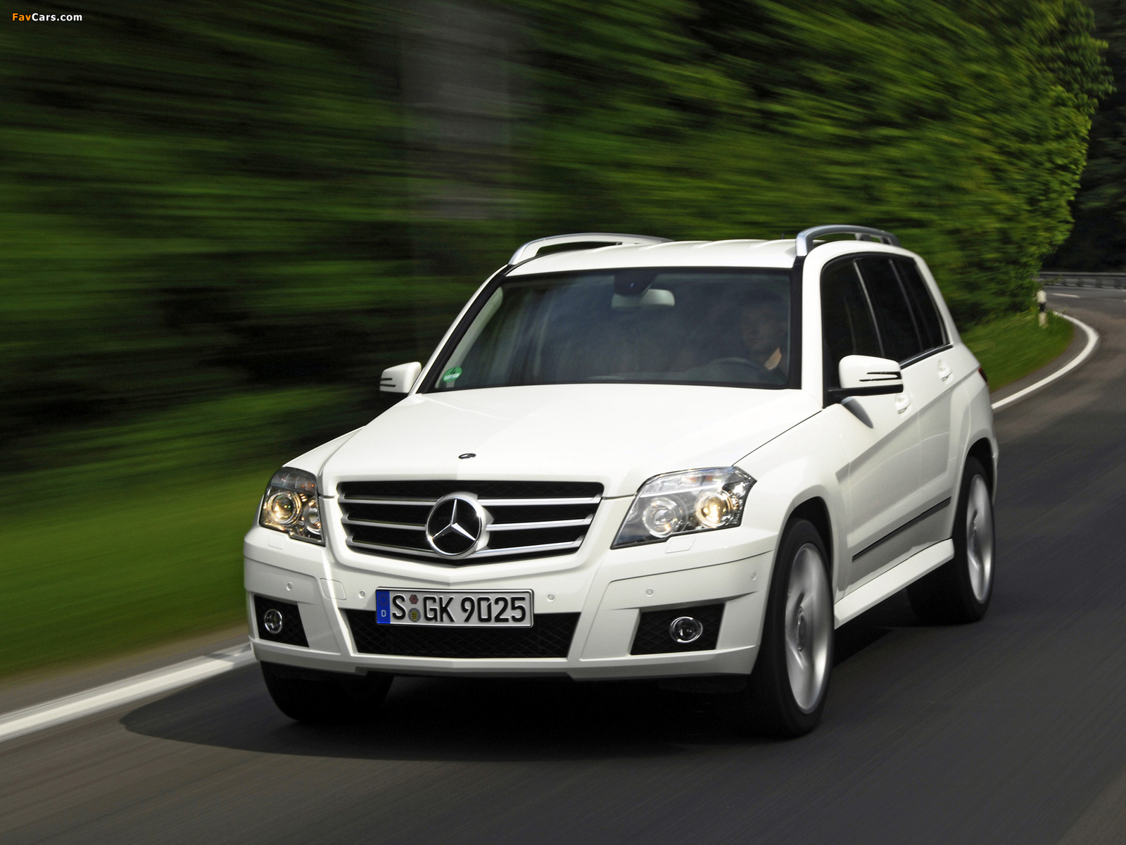 Images of Mercedes-Benz GLK 350 Sports Package (X204) 2008–12 (1600 x 1200)