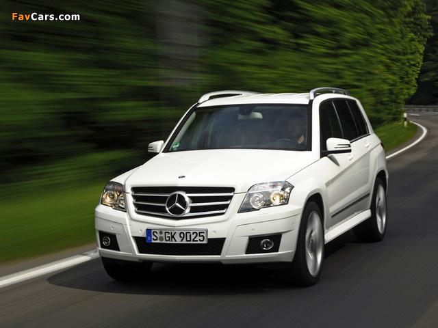 Images of Mercedes-Benz GLK 350 Sports Package (X204) 2008–12 (640 x 480)