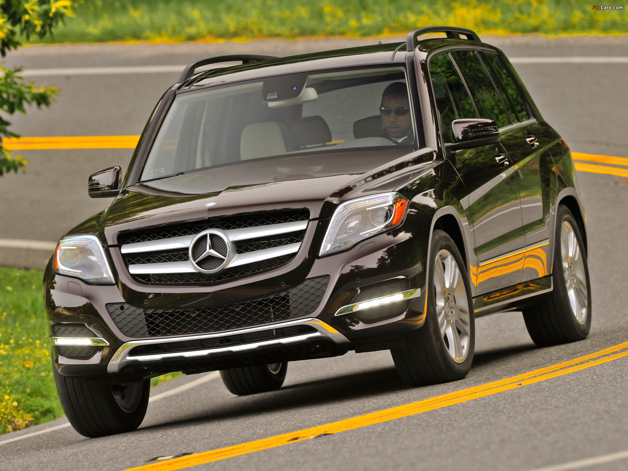 Images of Mercedes-Benz GLK 350 US-spec (X204) 2012 (2048 x 1536)