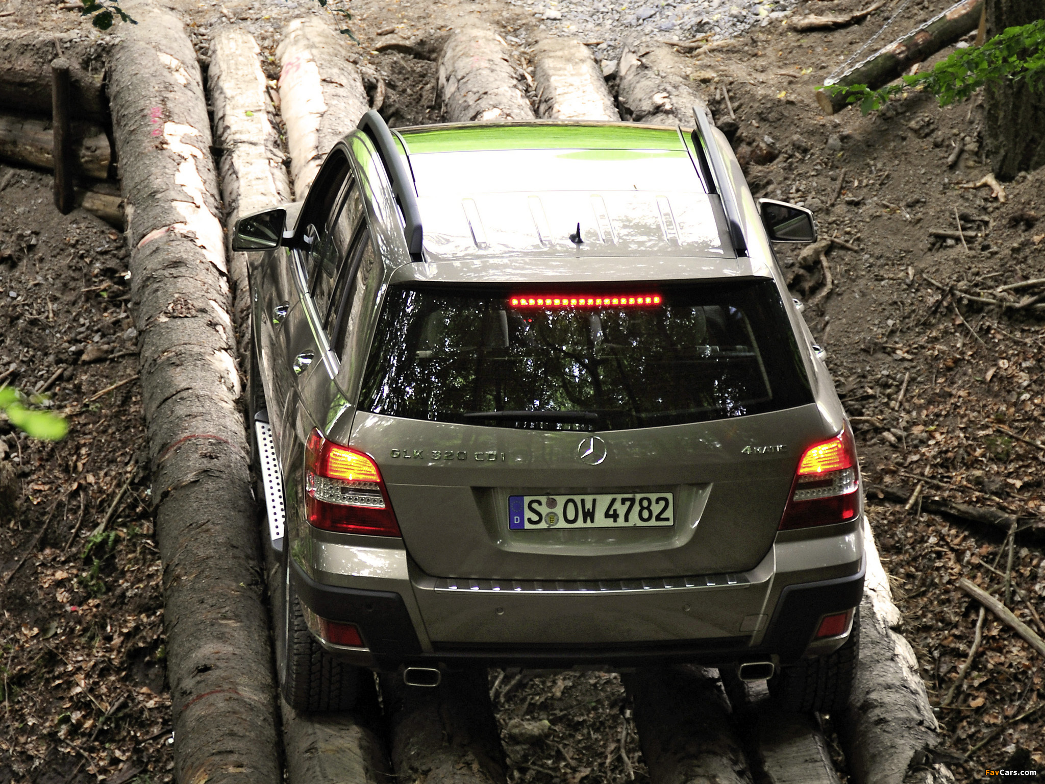 Mercedes-Benz GLK 320 CDI Off-road Package (X204) 2008–12 images (2048 x 1536)