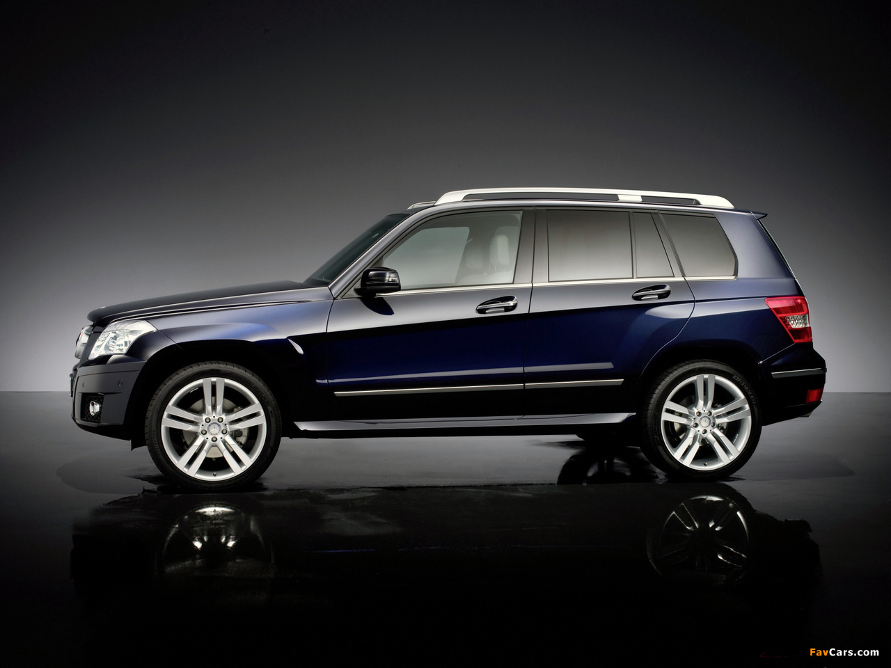 Mercedes-Benz GLK 350 Sports Package (X204) 2008–12 images (1280 x 960)