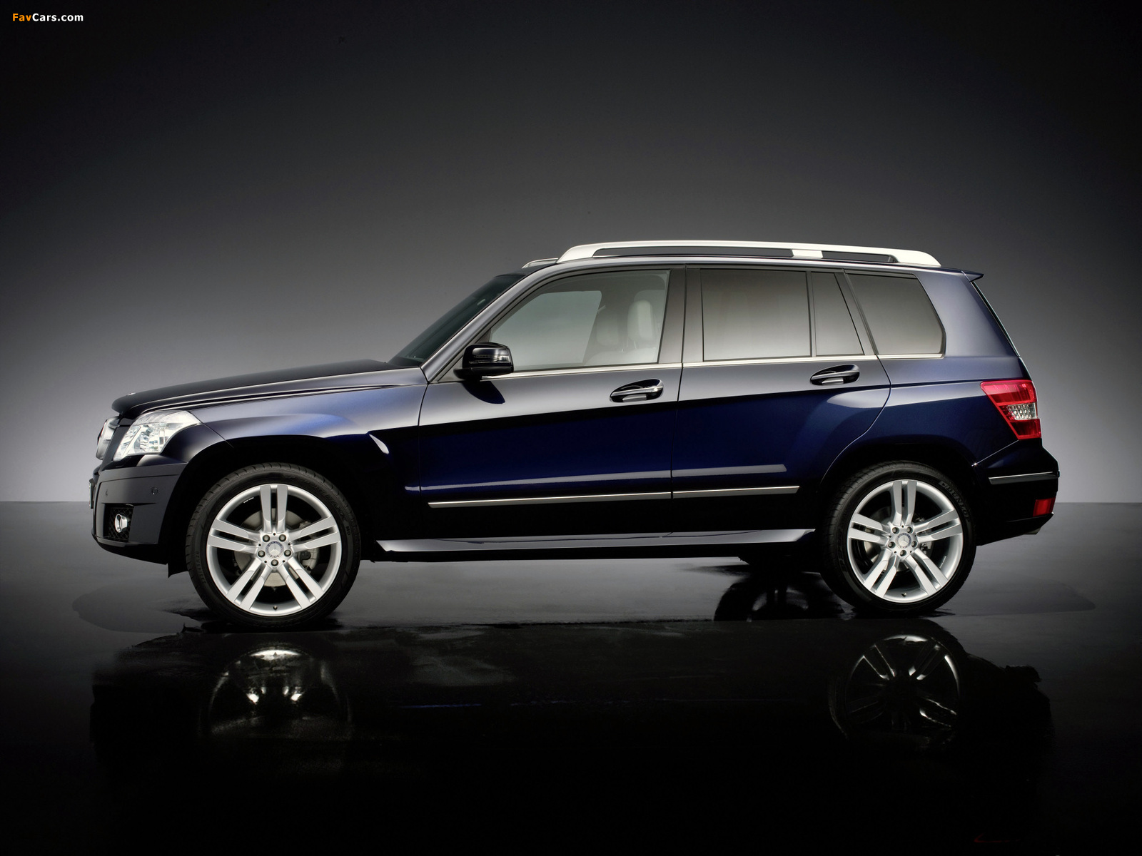 Mercedes-Benz GLK 350 Sports Package (X204) 2008–12 images (1600 x 1200)