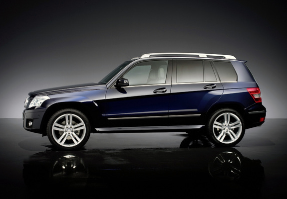 Mercedes-Benz GLK 350 Sports Package (X204) 2008–12 images