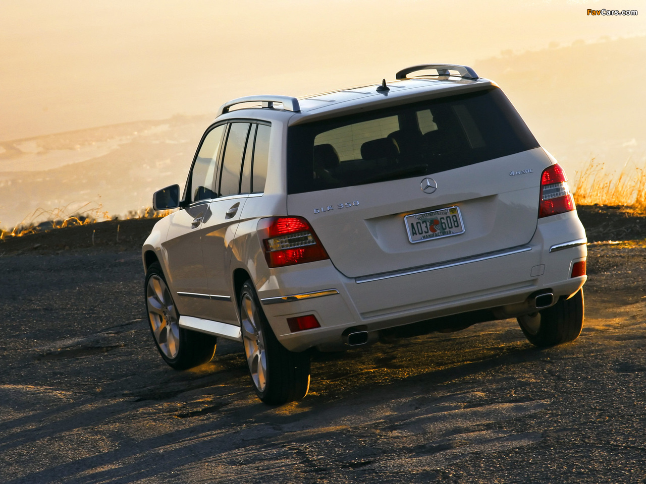 Mercedes-Benz GLK 350 US-spec (X204) 2008–12 images (1280 x 960)