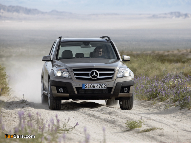 Mercedes-Benz GLK 320 CDI Off-road Package (X204) 2008–12 photos (640 x 480)