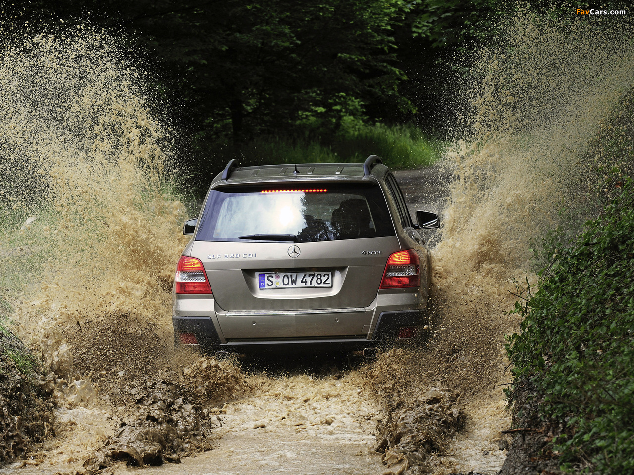 Mercedes-Benz GLK 320 CDI Off-road Package (X204) 2008–12 pictures (1280 x 960)
