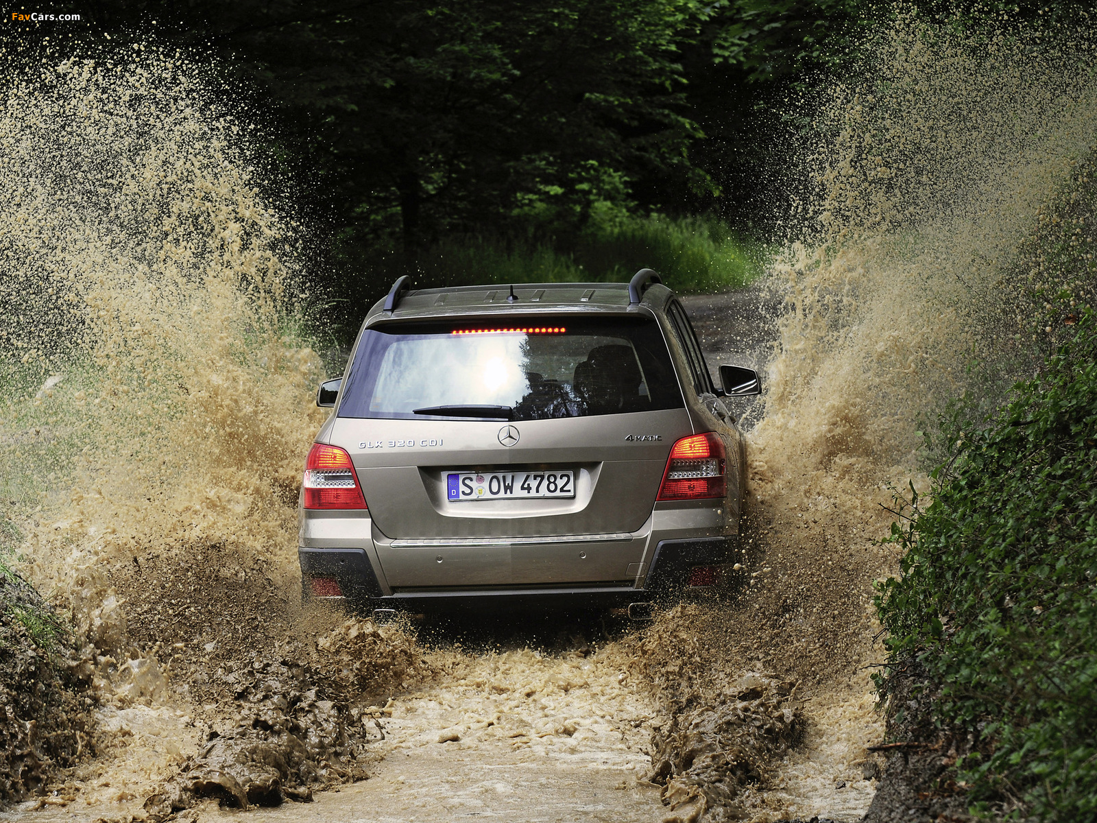 Mercedes-Benz GLK 320 CDI Off-road Package (X204) 2008–12 pictures (1600 x 1200)