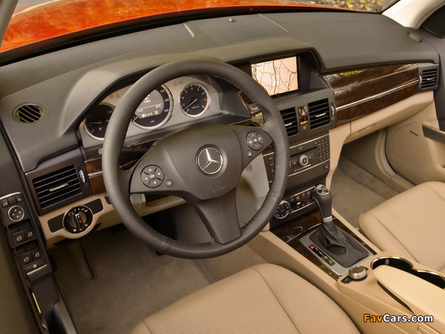 Mercedes-Benz GLK 350 US-spec (X204) 2008–12 wallpapers (640 x 480)