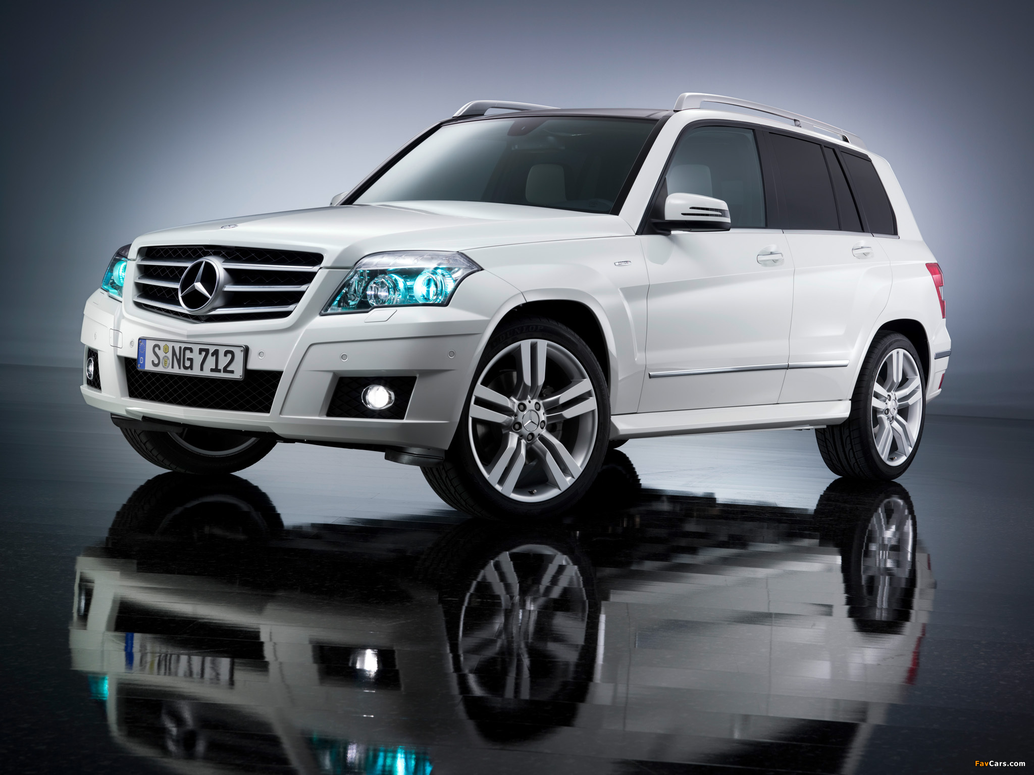 Mercedes-Benz GLK 350 (X204) 2008–12 wallpapers (2048 x 1536)