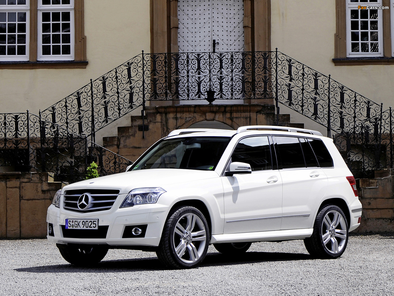 Mercedes-Benz GLK 350 Sports Package (X204) 2008–12 wallpapers (1280 x 960)