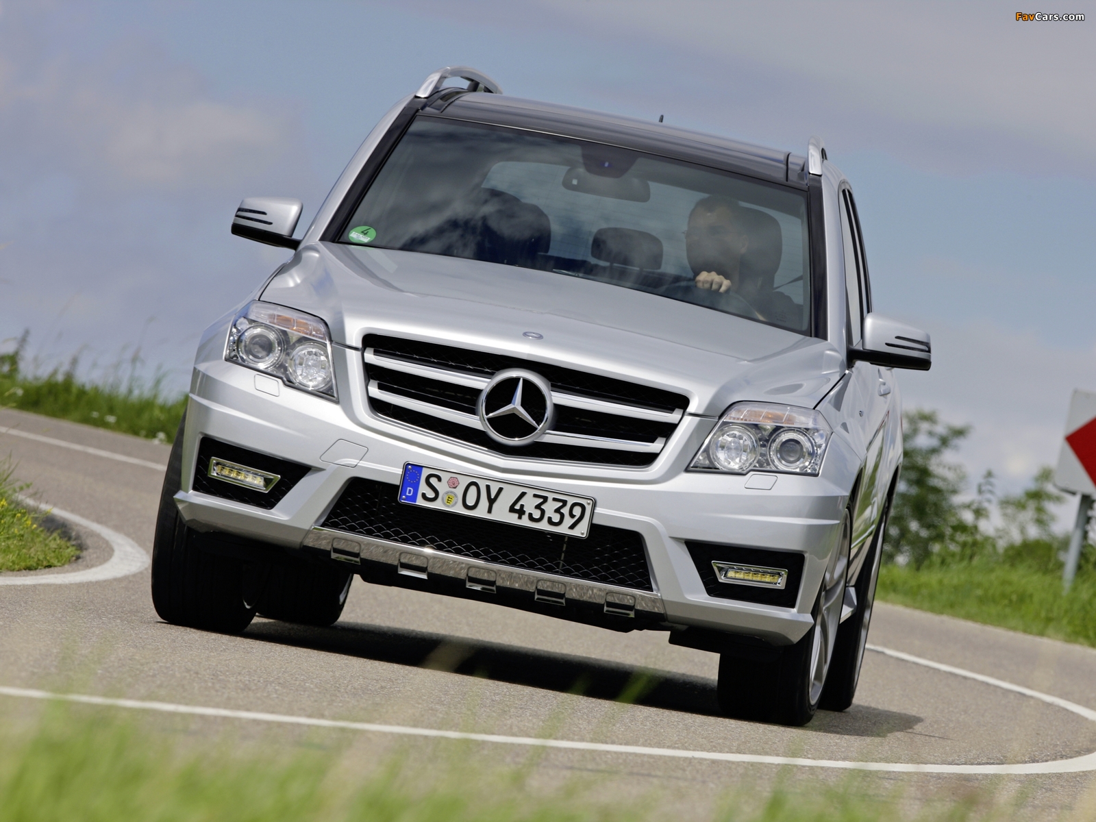 Mercedes-Benz GLK 250 CDI BlueEfficiency (X204) 2009–12 images (1600 x 1200)