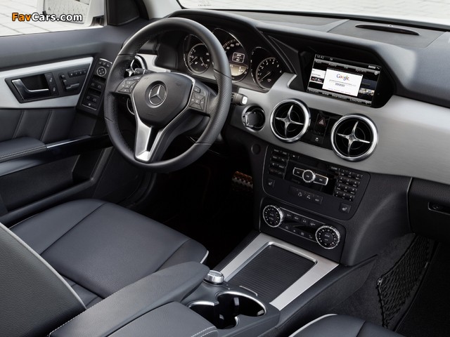 Mercedes-Benz GLK 350 BlueEfficiency (X204) 2012 pictures (640 x 480)