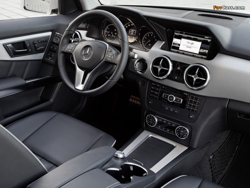 Mercedes-Benz GLK 350 BlueEfficiency (X204) 2012 pictures (800 x 600)