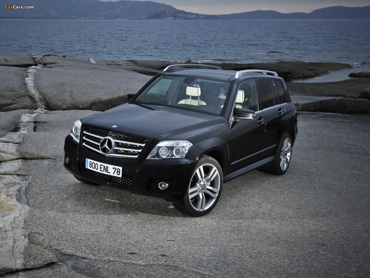 Photos of Mercedes-Benz GLK 320 CDI (X204) 2008–12 (1280 x 960)