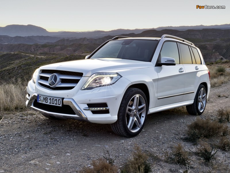 Photos of Mercedes-Benz GLK 350 BlueEfficiency (X204) 2012 (800 x 600)