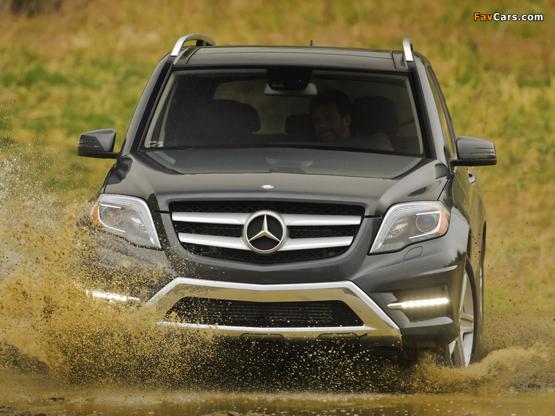 Photos of Mercedes-Benz GLK 250 BlueTec AMG Styling Package US-spec (X204) 2012 (800 x 600)