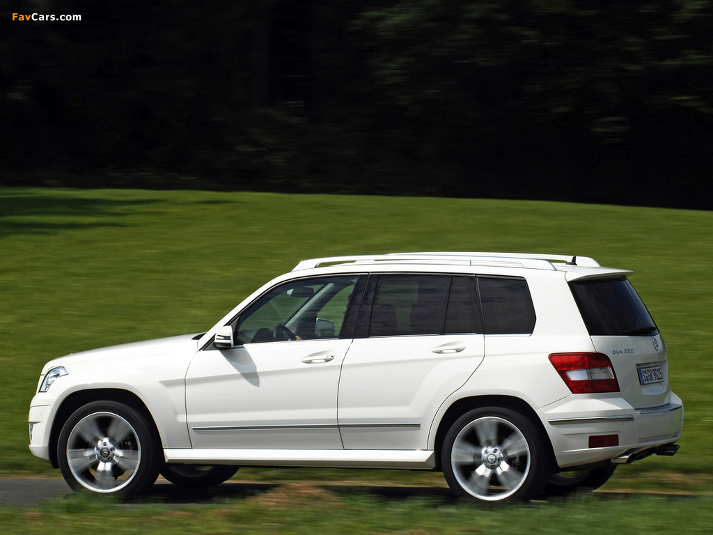 Pictures of Mercedes-Benz GLK 350 Sports Package (X204) 2008–12 (1024 x 768)