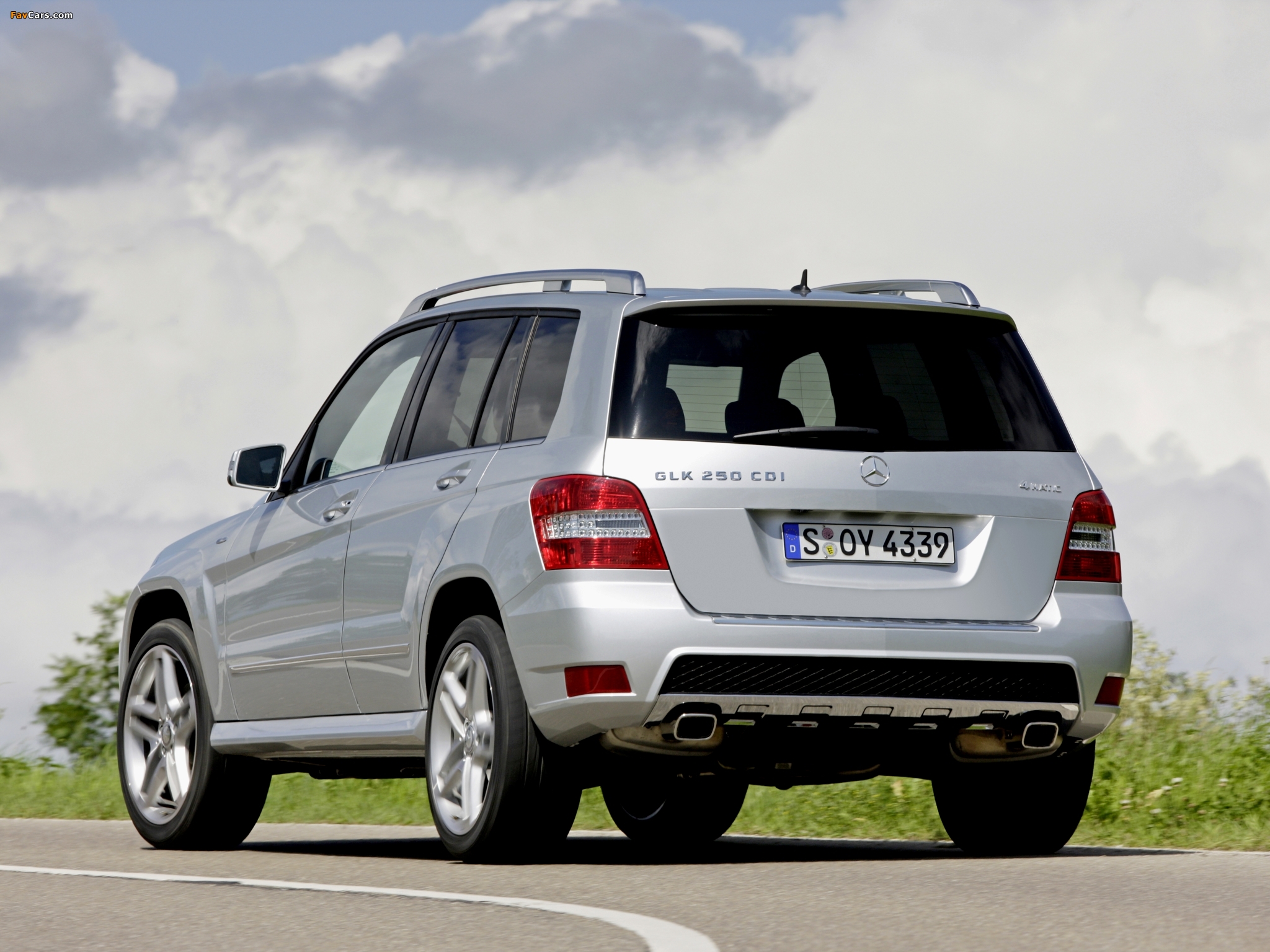 Pictures of Mercedes-Benz GLK 250 CDI BlueEfficiency (X204) 2009–12 (2048 x 1536)