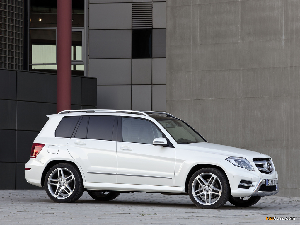 Pictures of Mercedes-Benz GLK 350 BlueEfficiency (X204) 2012 (1024 x 768)