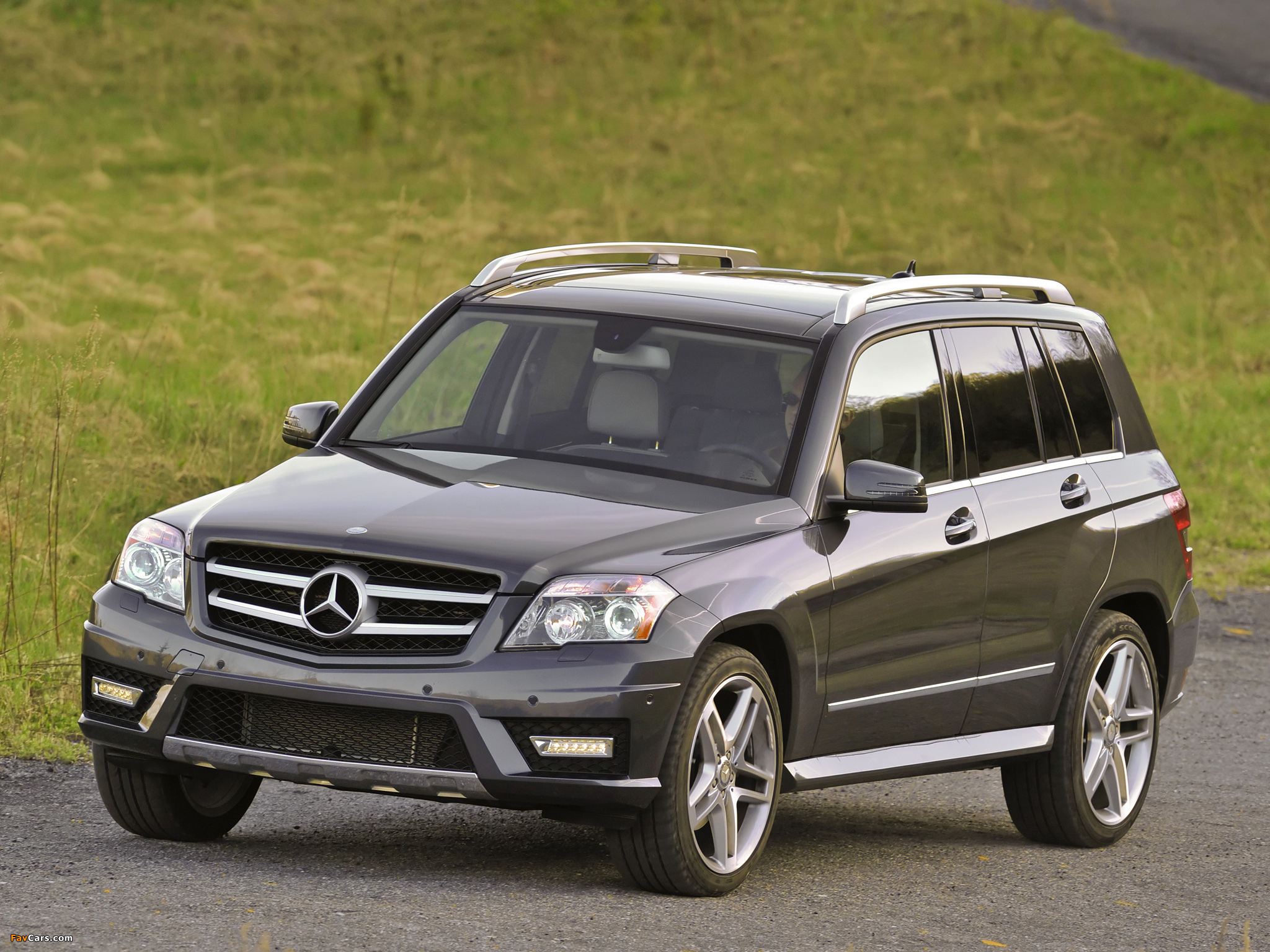 Mercedes-Benz GLK 350 AMG Styling Package (X204) 2008–12 wallpapers (2048 x 1536)