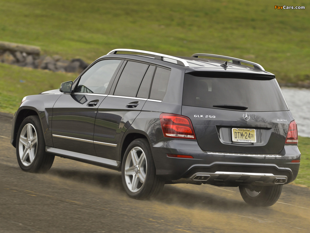 Mercedes-Benz GLK 250 BlueTec AMG Styling Package US-spec (X204) 2012 wallpapers (1024 x 768)