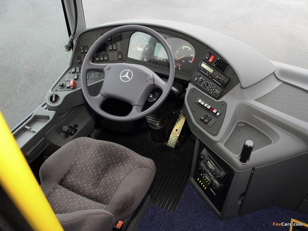 Mercedes-Benz Integro (O550) 2004 images (1024 x 768)