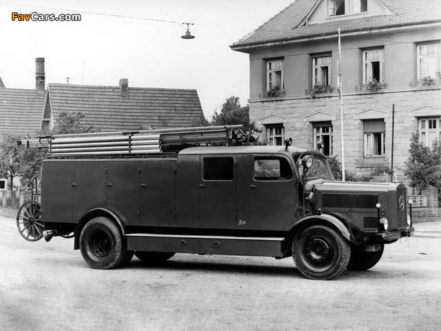 Images of Mercedes-Benz L4500F 1939–50 (640 x 480)