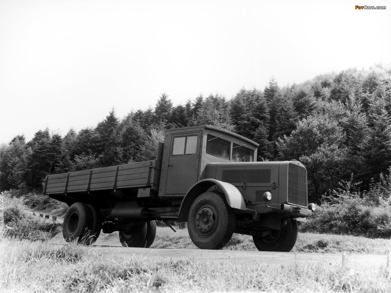 Images of Mercedes-Benz L4500S 1944 (1280 x 960)