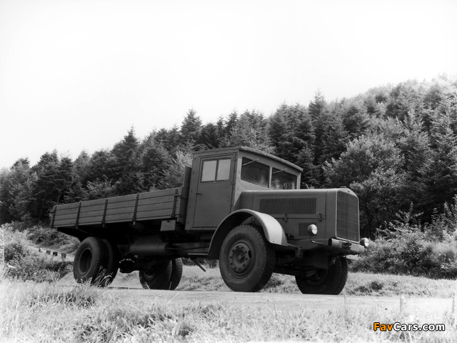 Images of Mercedes-Benz L4500S 1944 (640 x 480)