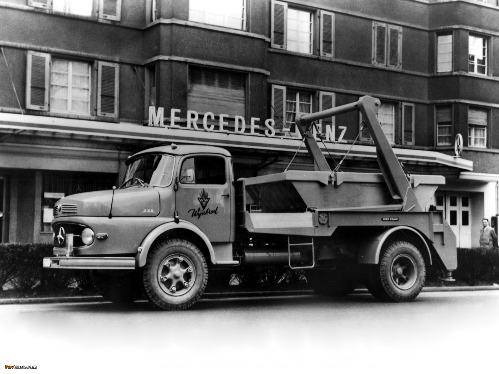 Mercedes-Benz L338 1959–63 images (1600 x 1200)