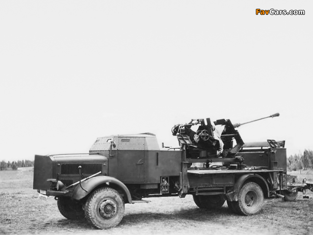 Photos of Flak 18 na shassi Mercedes-Benz L4500A (Kfz.410) 1941–44 (640 x 480)