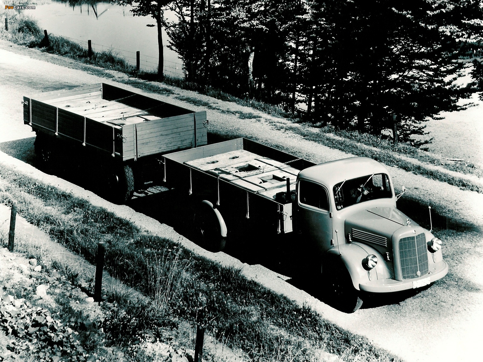 Photos of Mercedes-Benz L4500 1950–54 (1600 x 1200)