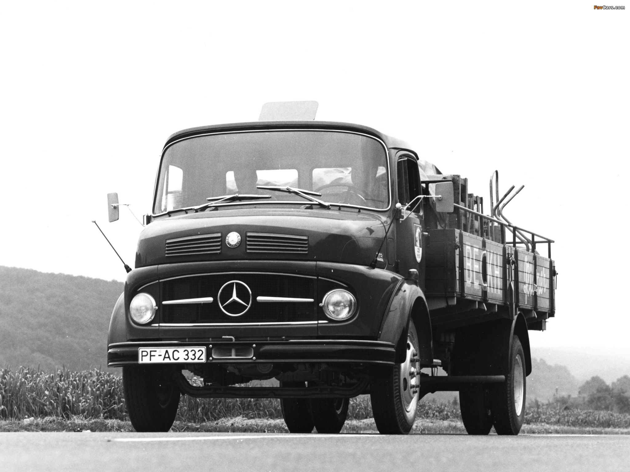 Photos of Mercedes-Benz L1113 1963–68 (2048 x 1536)