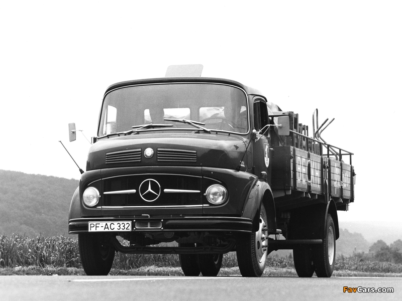 Photos of Mercedes-Benz L1113 1963–68 (800 x 600)