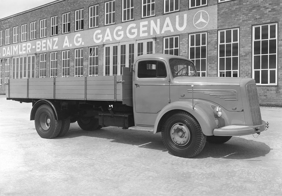 Miniature Schuco 1:43 Mercedes L6600 échelle Aérienne DL30 1950 – Pompier Rastatt, édition Limitée