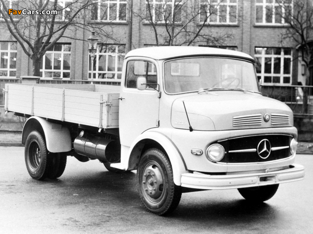 Mercedes-Benz LAK322 1961 pictures (640 x 480)