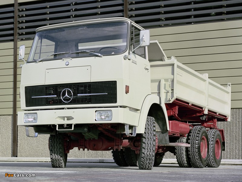 Photos of Mercedes-Benz LAK2632 1969–74 (800 x 600)