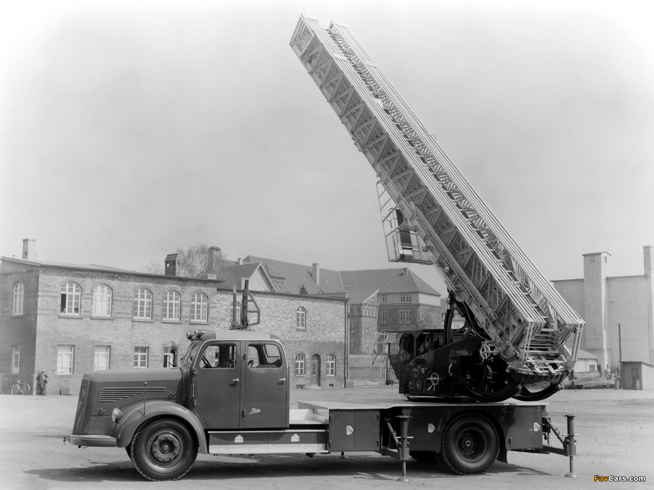 Mercedes-Benz LKO315 Feuerwehr 1955 pictures (1280 x 960)