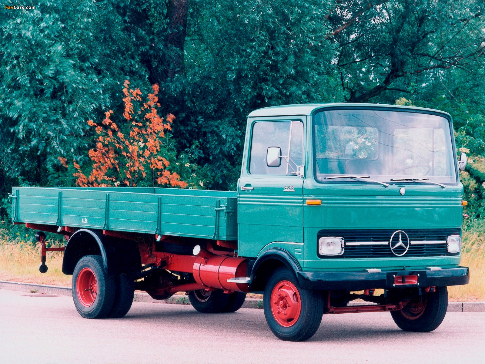Images of Mercedes-Benz LP608 1964–84 (1600 x 1200)