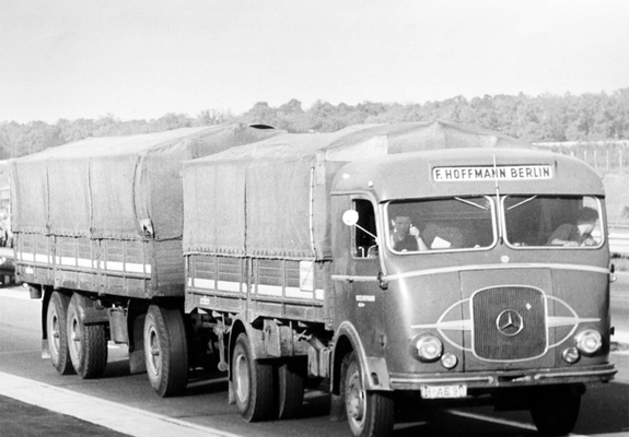 Mercedes-Benz LP6600 1958 images