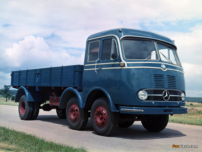 Mercedes-Benz LP333 1958–61 images (800 x 600)