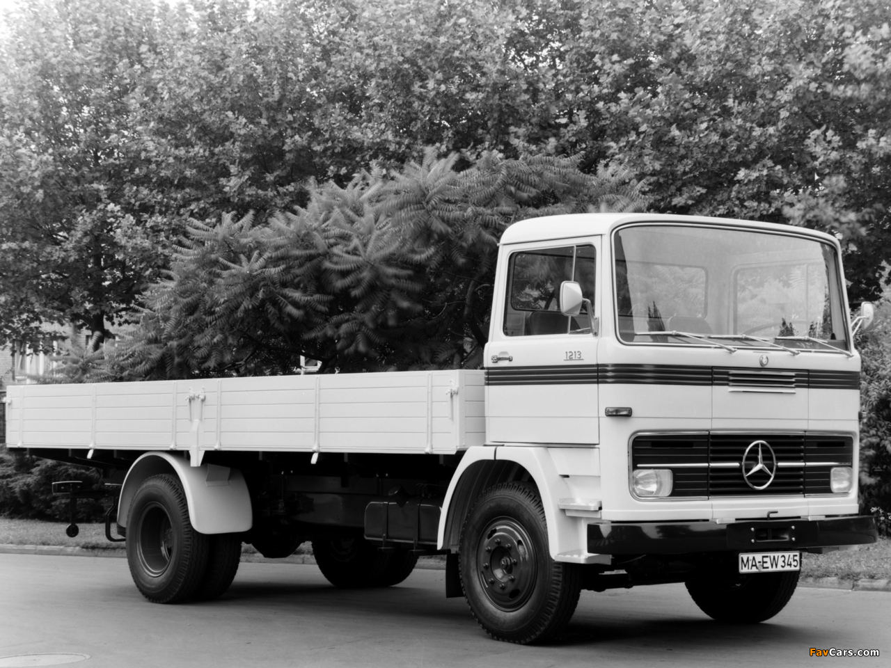Mercedes-Benz LP1213 1966 images (1280 x 960)