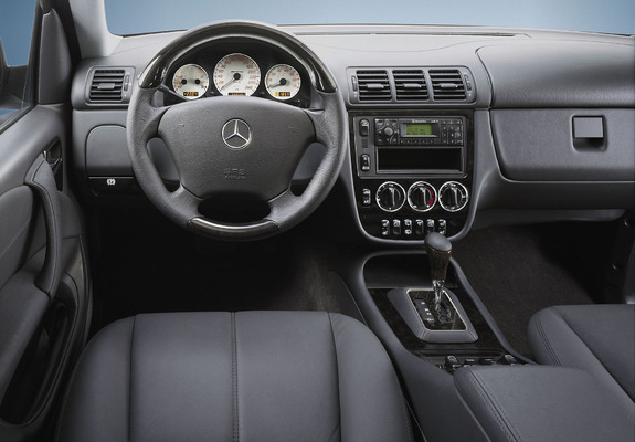Images of Mercedes-Benz ML 55 AMG (W163) 2000–03