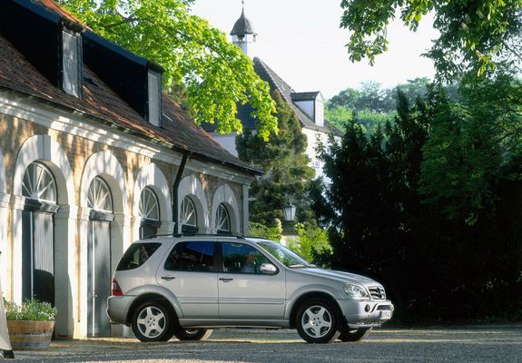 Images of Mercedes-Benz ML 55 AMG (W163) 2000–03