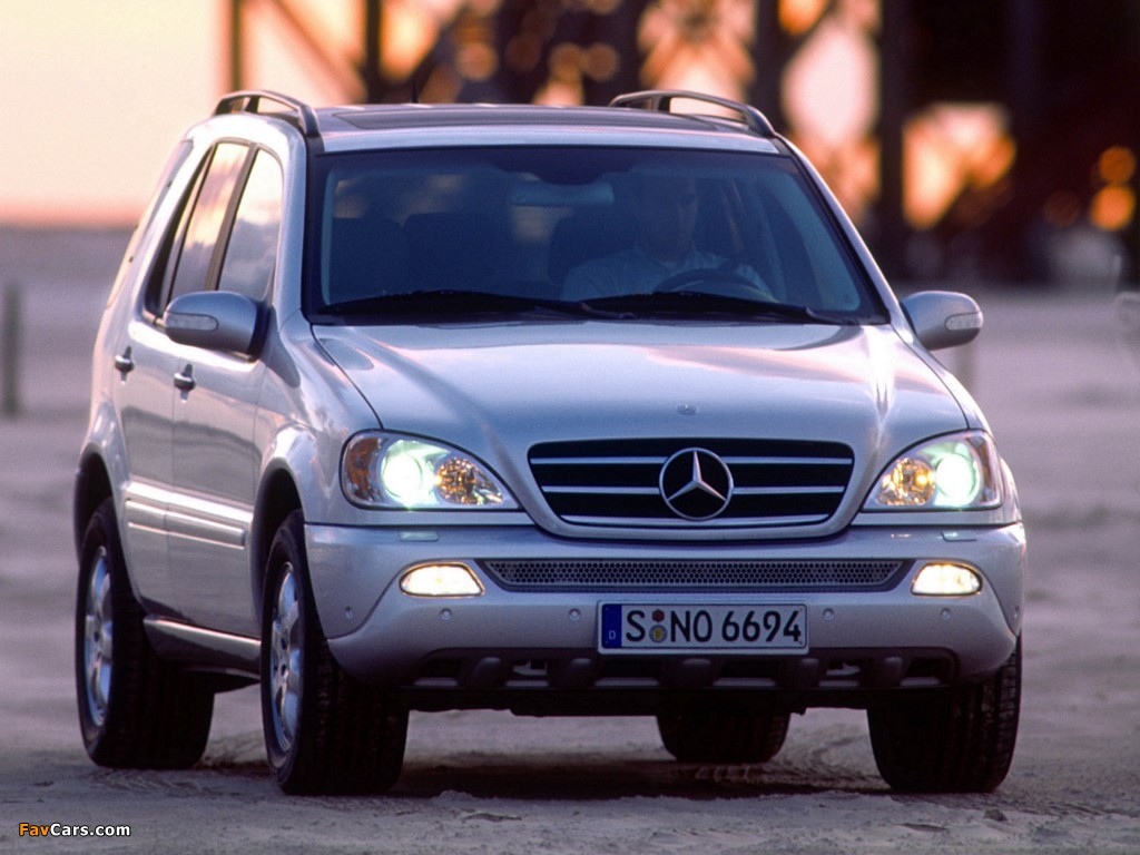 Images of Mercedes-Benz ML 500 (W163) 2001–05 (1024 x 768)